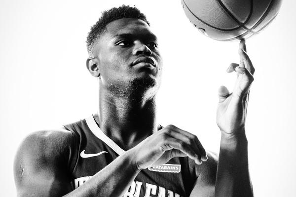 瑞马献福来皇马俱乐部携开云体育贺新春开云体育- 官方网站- 